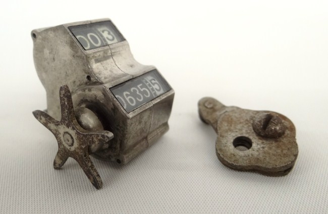 Cyclometer: Veeder Mfg. Co.