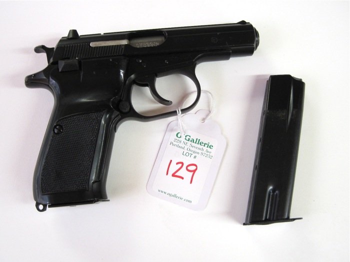 CZ-82 DOUBLE ACTION SEMIAUTOMATIC