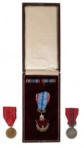 CZECHOSLOVAKIA: THREE AWARDS C