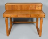 D-SCAN TEAK DESKD-SCAN TEAK DE