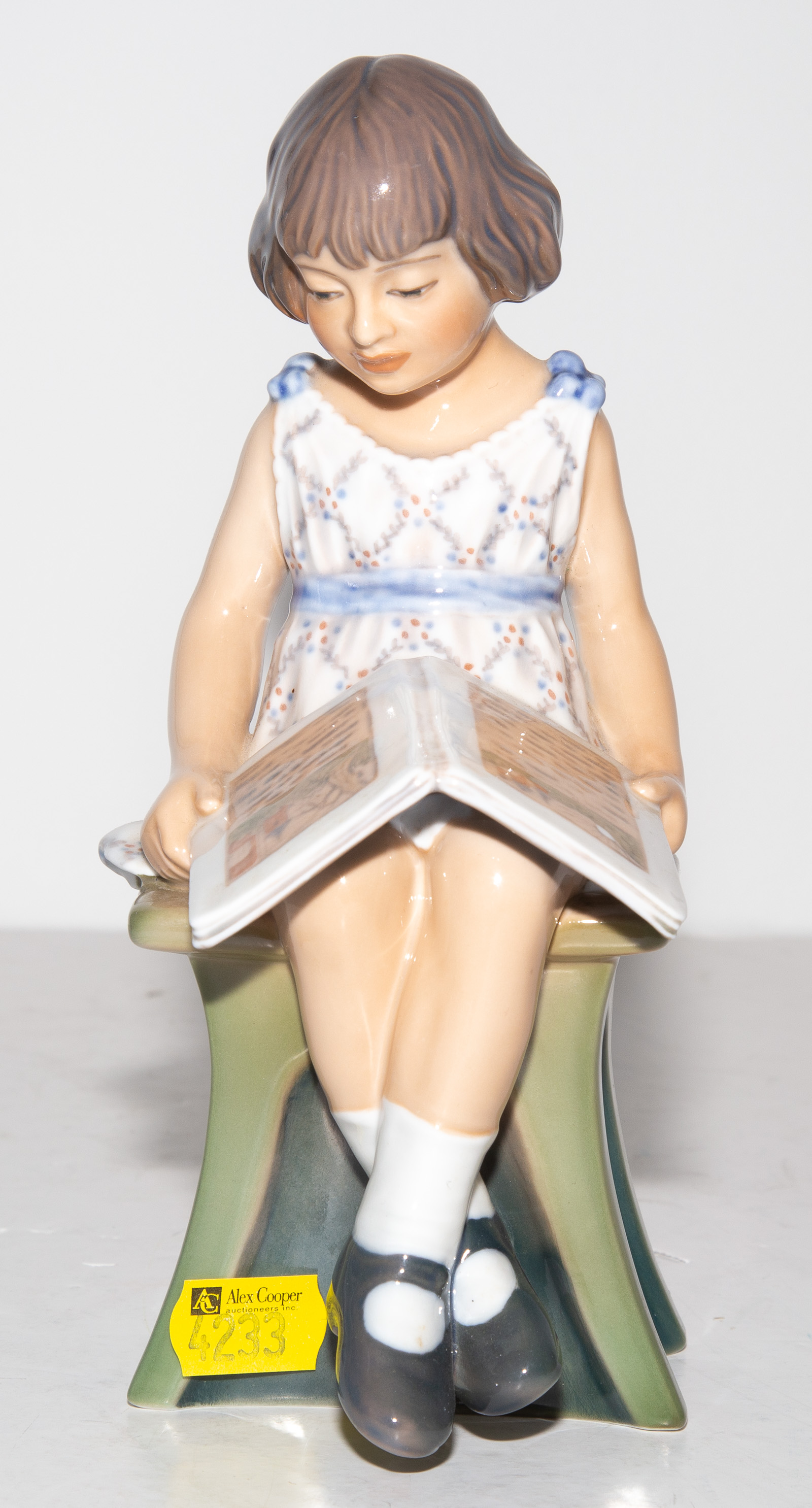 DAHL JENSEN COPENHAGEN PORCELAIN