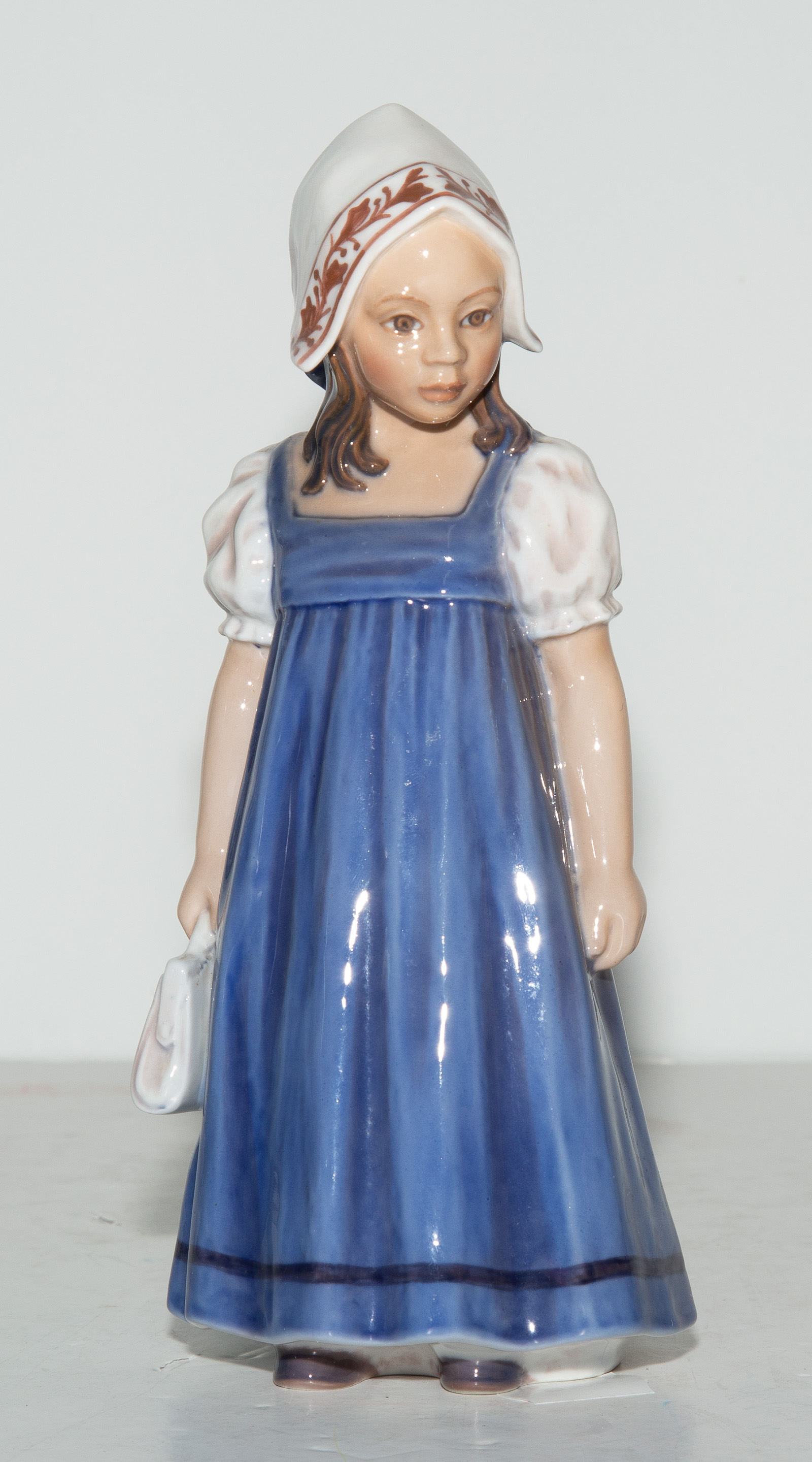 DAHL JENSEN COPENHAGEN PORCELAIN