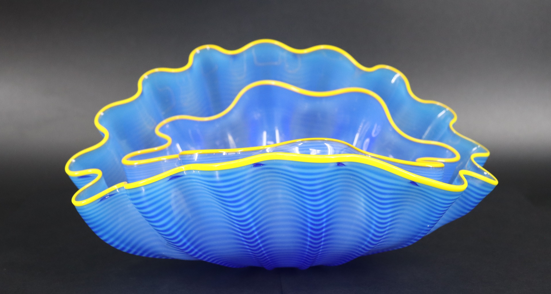 DALE CHIHULY ( AMERICAN, B.