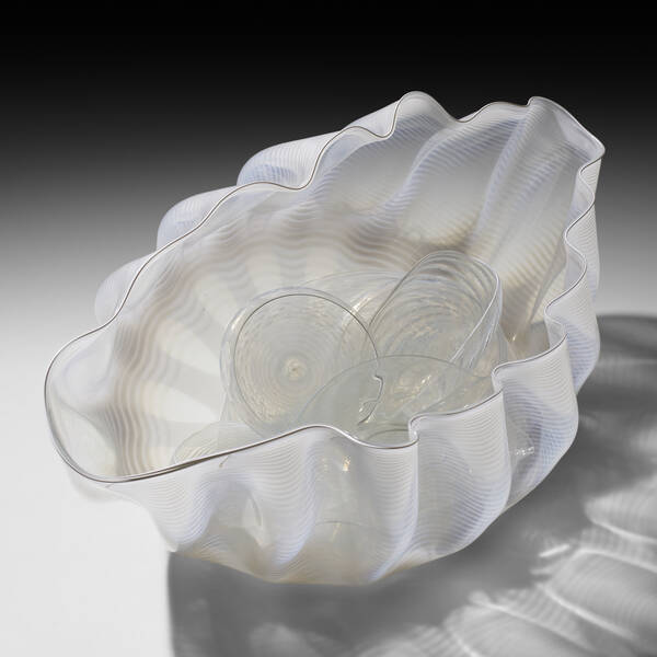 Dale Chihuly. assembled white