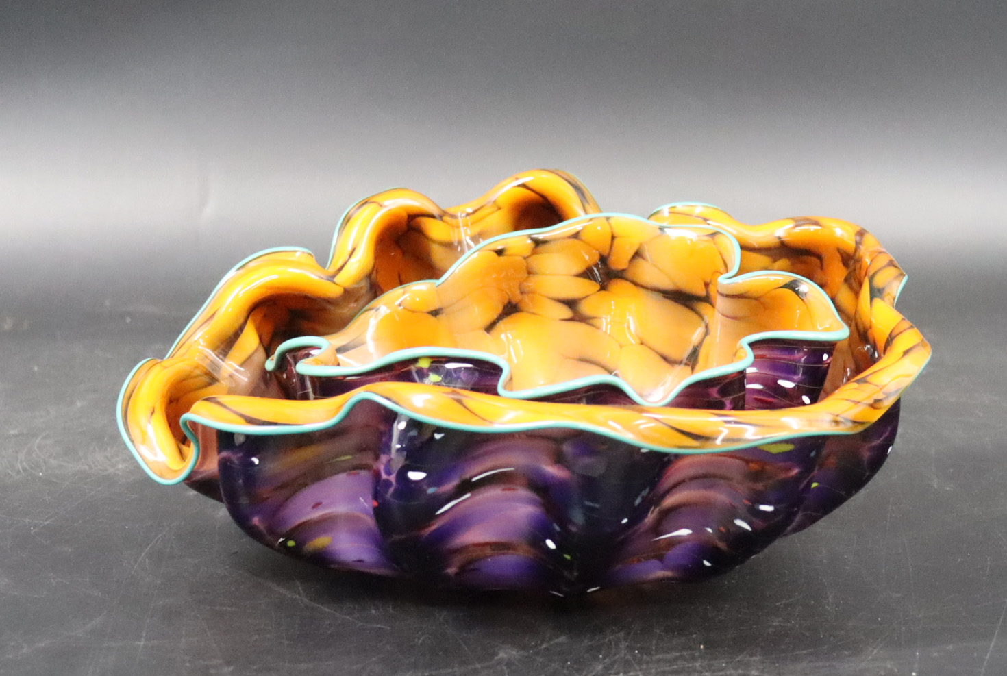 DALE CHIHULY (USA B. 1941). 1