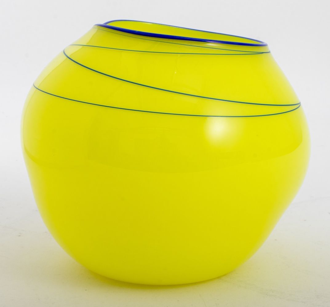 DALE CHIHULY YELLOW & BLUE BANDED