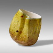 Dale Chihuly. Yellow Macchia.