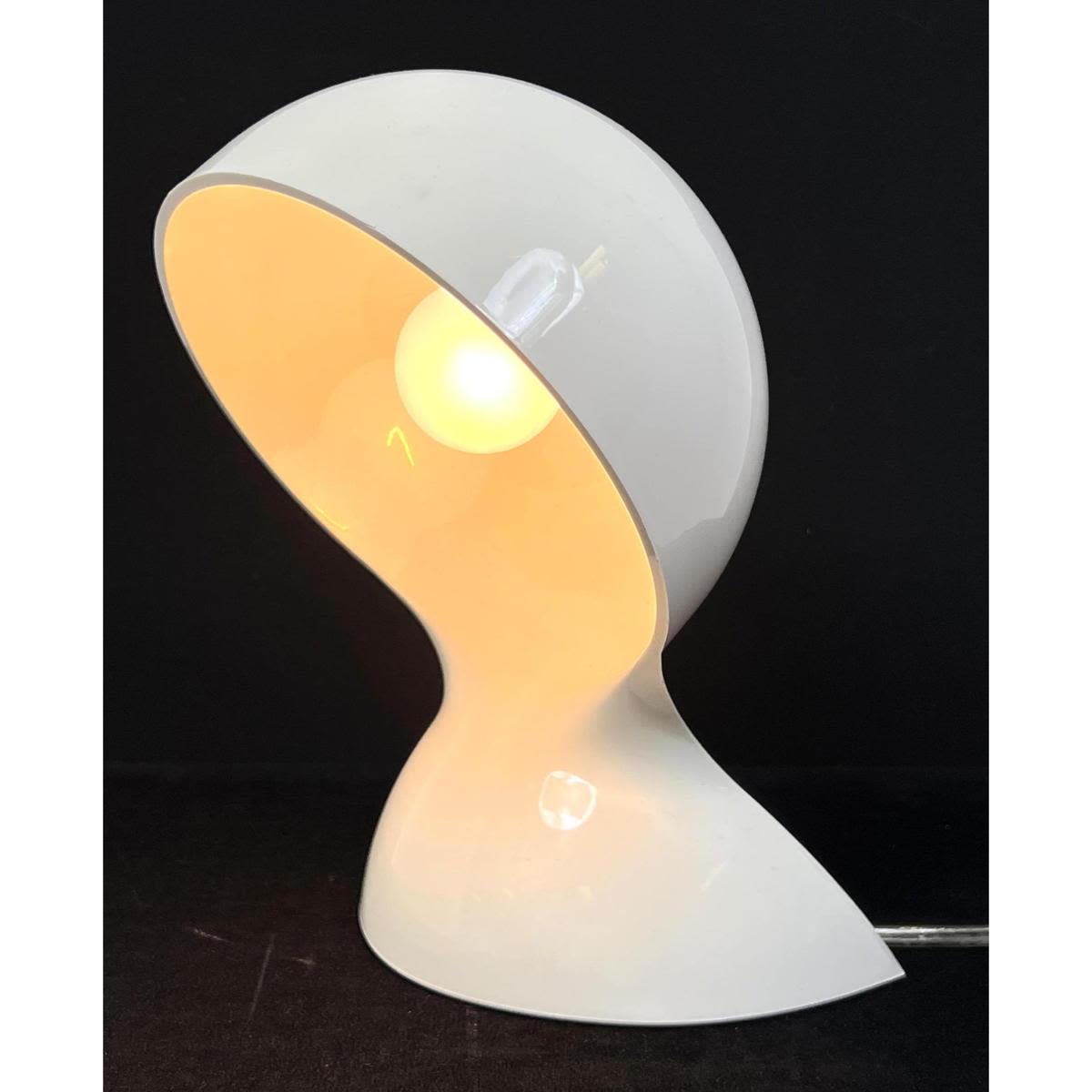 Dalu Table lamp designed by Vico