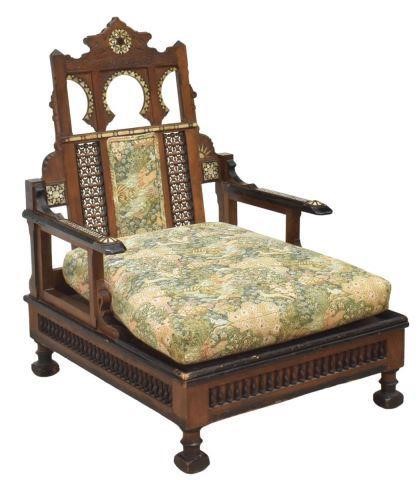 DAMASCUS ARABESQUE CARVED &