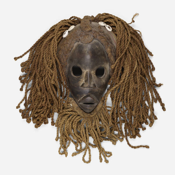 Dan artist. Go ge mask. 20th
