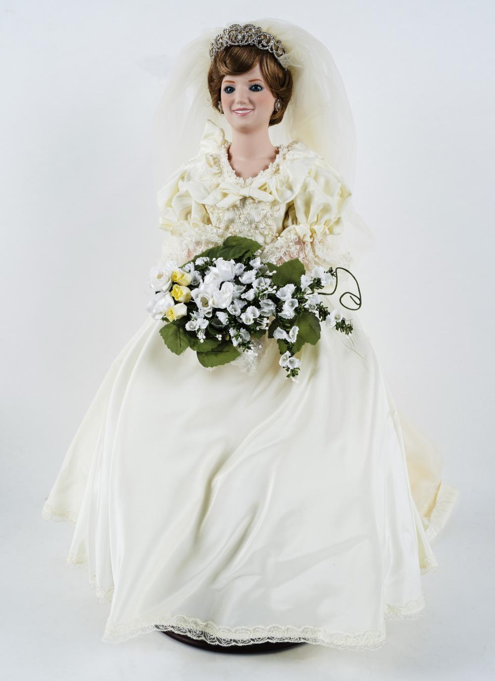 DANBURY MINT PRINCESS DIANA BRIDE
