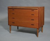DANISH DESIGN TEAK DRESSING CH