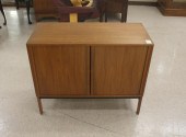 DANISH MID-CENTURY MODERN SIDE