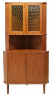 DANISH MID-CENTURY MODERN TEAK