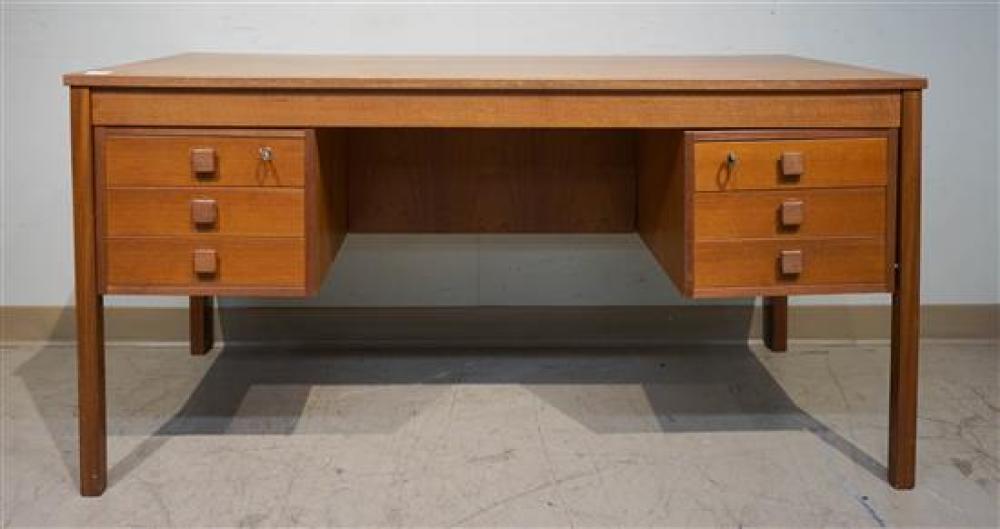 DANISH MID-CENTURY MODERN TEAK