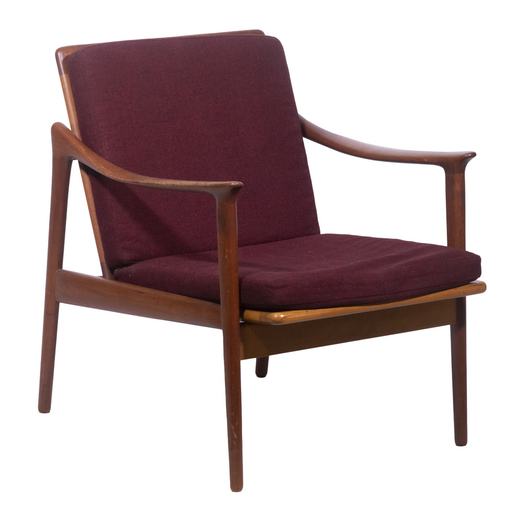 DANISH MODERN ARMCHAIR BY VATNE