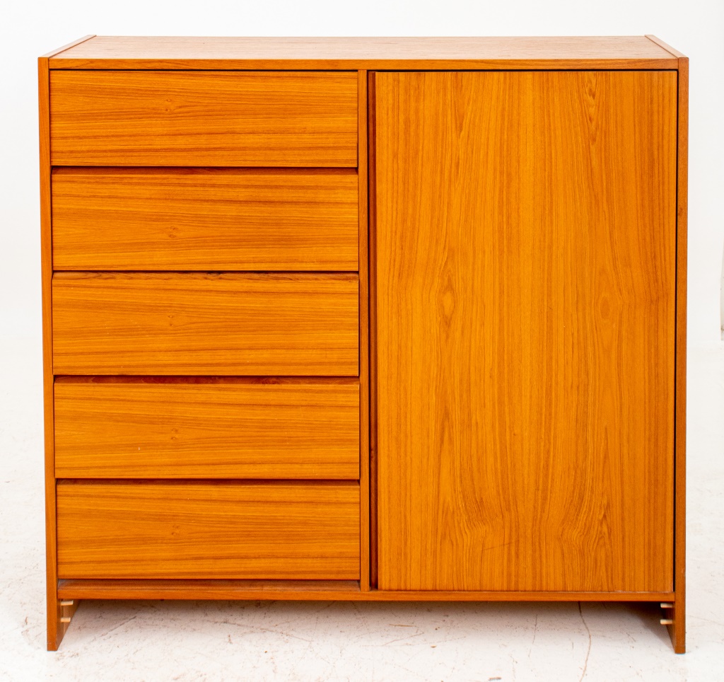 DANISH MODERN BEDROOM CABINET
