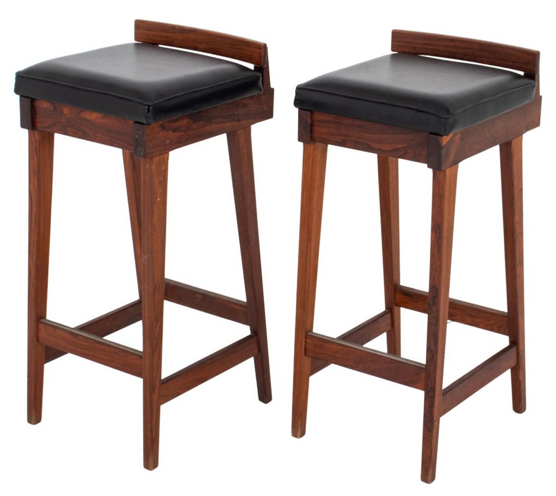 DANISH MODERN ERIK BUCK FOR DYRLUND