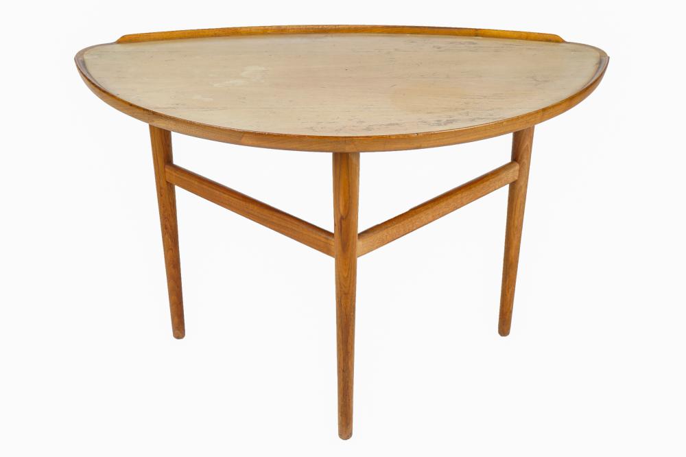DANISH MODERN 'GUITAR PICK' STYLE