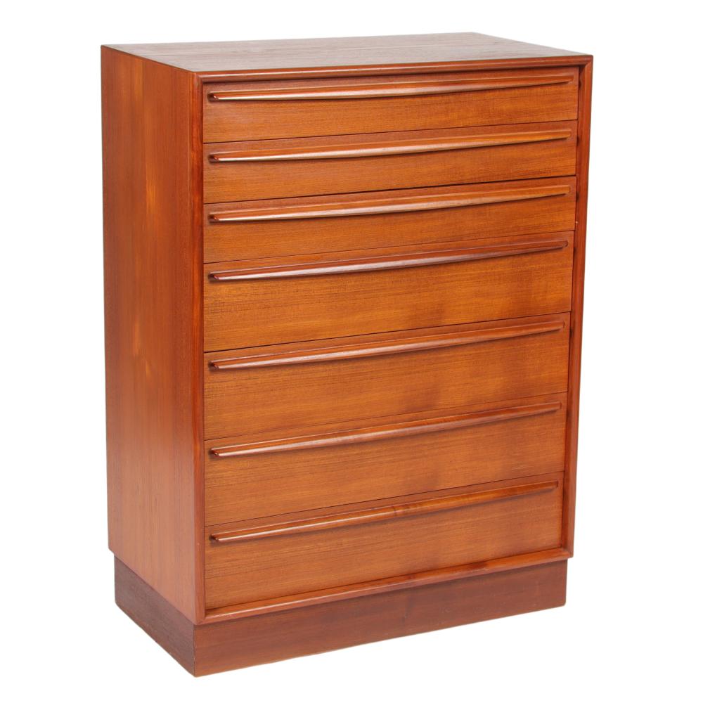 DANISH MODERN MCM SEVEN DRAWER HIGH