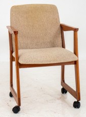 DANISH MODERN ROLLING CHAIR Da