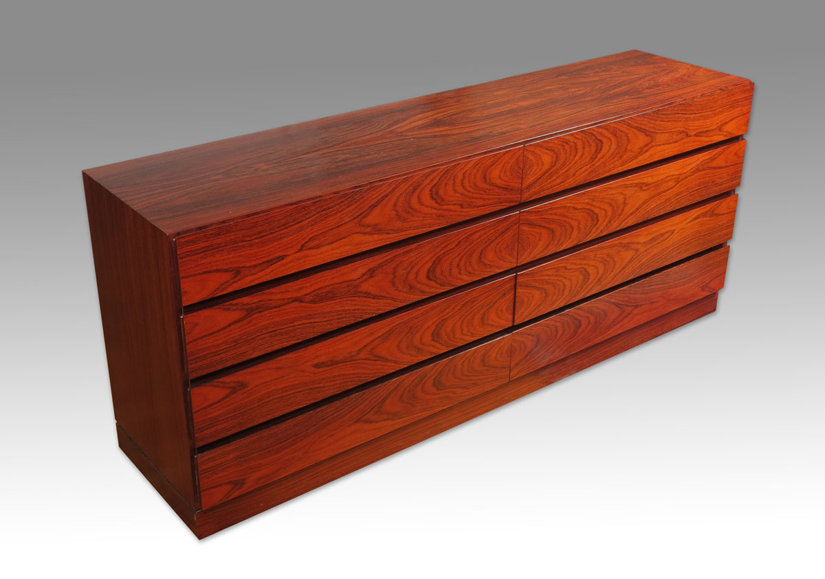 DANISH MODERN ROSEWOOD DRESSER: