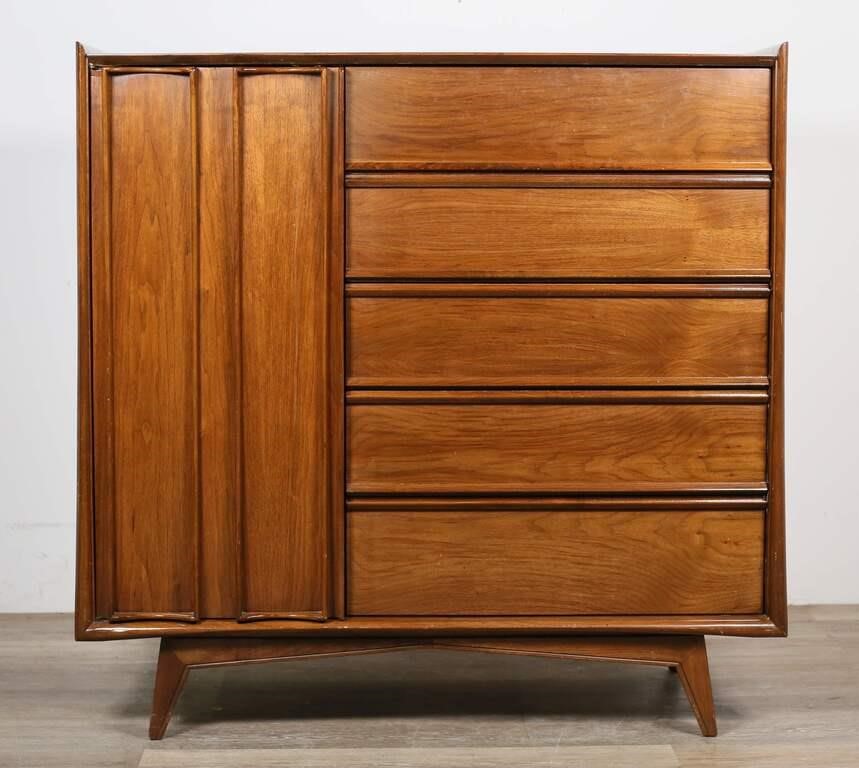 DANISH MODERN STYLE DRESSER