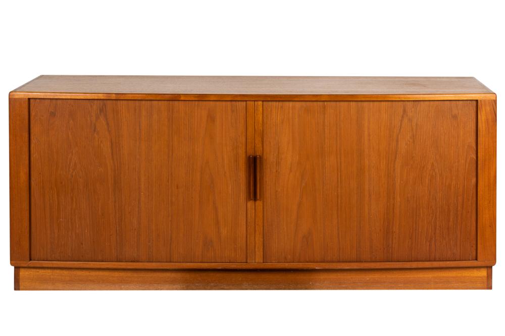 DANISH MODERN-STYLE TEAK