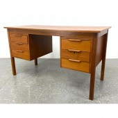 Danish Modern Teak Bent Silber