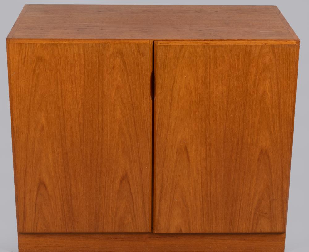 DANISH MODERN TEAK CABINET, CIRCA