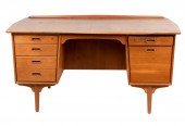 DANISH MODERN TEAK DESKDanish