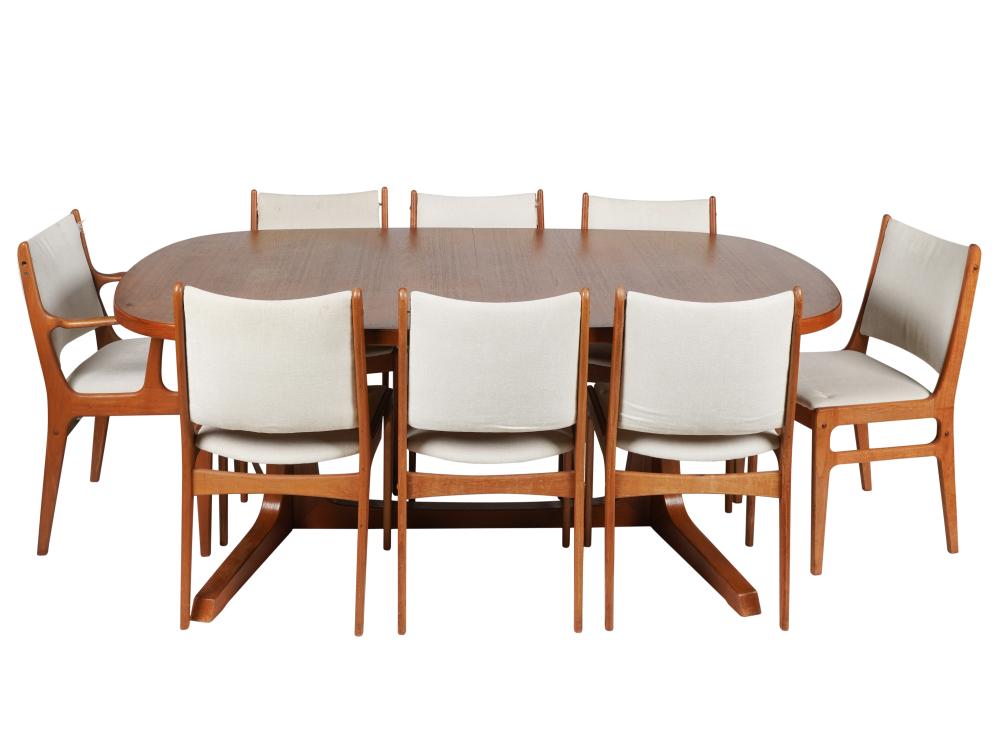 DANISH MODERN TEAK DINING TABLE AND