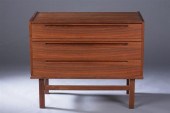 DANISH MODERN TEAKWOOD WARDROB
