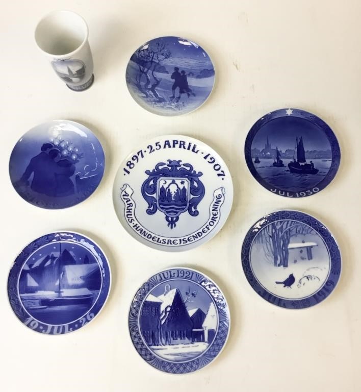 DANISH POTTERY GROUPINGRoyal