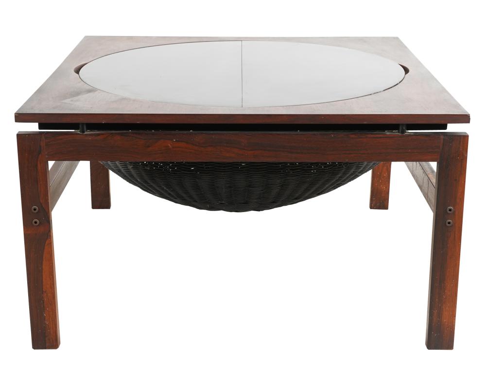 DANISH SIDE TABLEthe lacquered