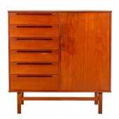 DANISH TEAK GENTLEMAN'S CHEST,