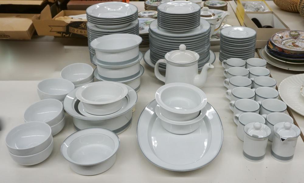 DANSK 'CONCERTO' PORCELAIN 90-PIECE