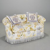 DAPHA FOR BAKER, TUFTED SETTEE