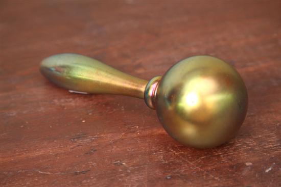 DARNER. Attributed to Steuben. Gold
