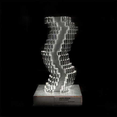 DAUM CRYSTAL SCULPTURE, ONDES