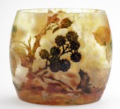 DAUM NANCY BLACKBERRY ART GLAS