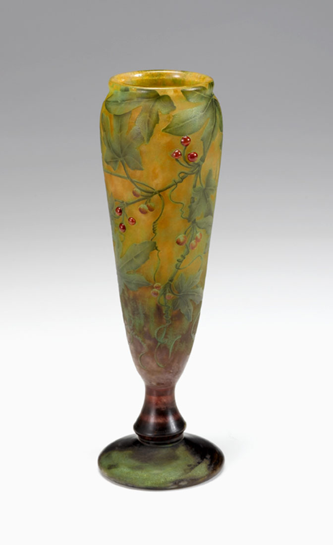 Daum Nancy cameo, applied glass,