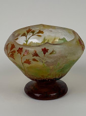 DAUM NANCY CAMEO ART GLASS FOO