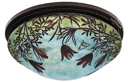DAUM NANCY CAMEO GLASS