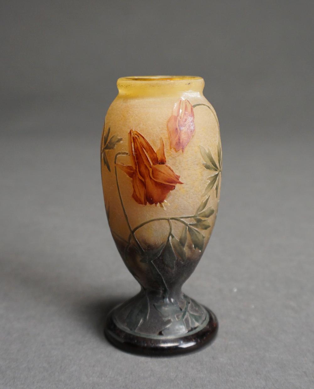 DAUM NANCY CAMEO GLASS VASE, H: 4