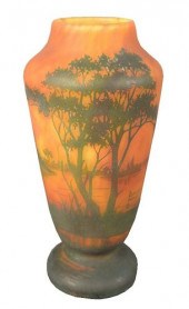 DAUM NANCY CAMEO VASE, HAVING