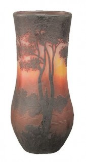 DAUM NANCY CAMEO VASE, HAVING