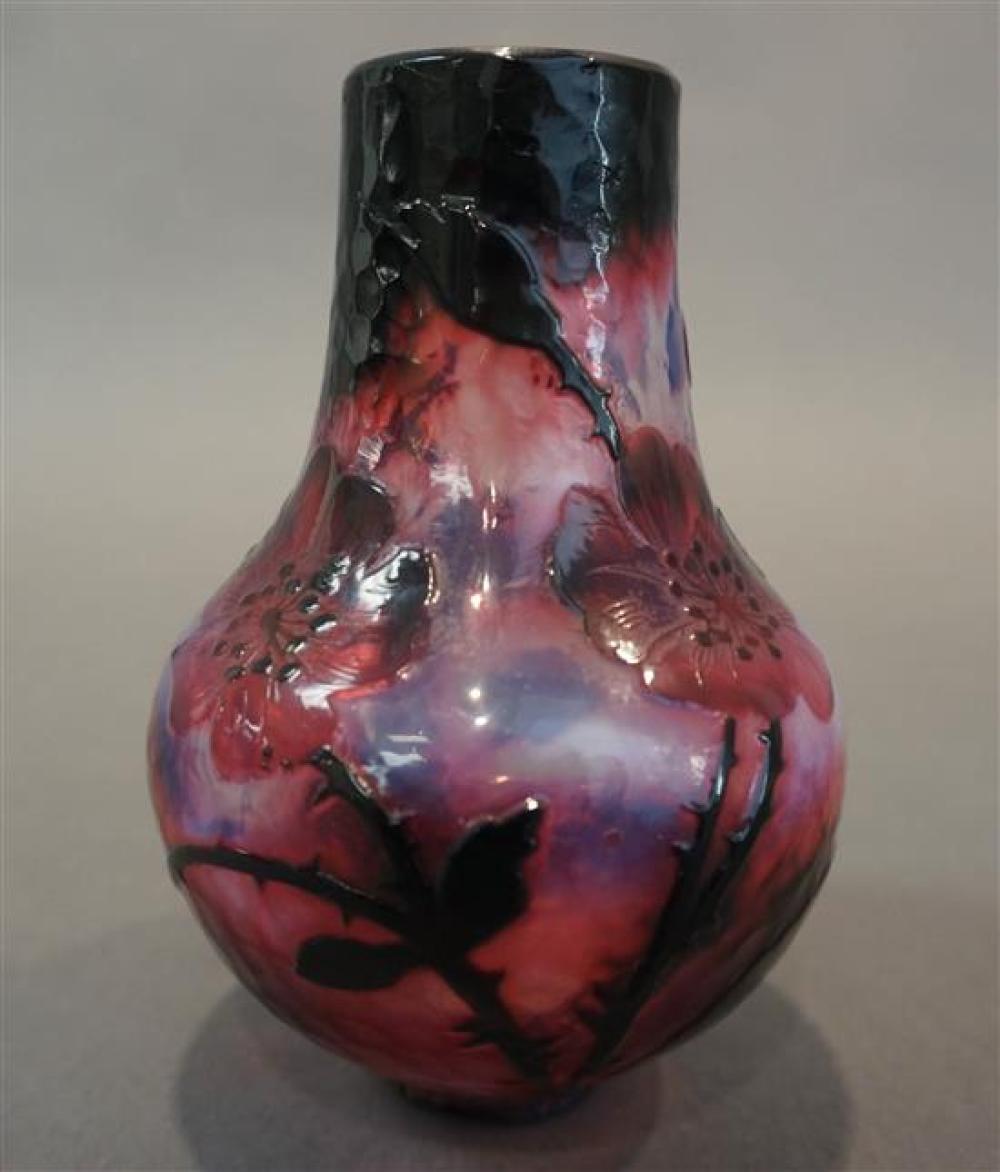 DAUM NANCY MARTELE 'EGLANTINE' VASE