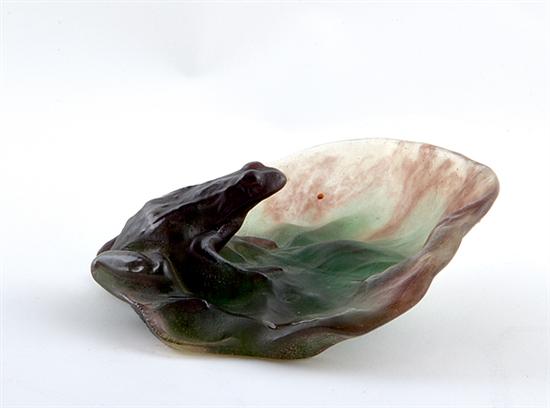 Daum pate-de-verre frog and lily