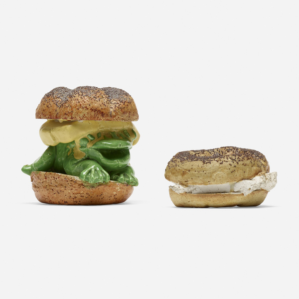 David Gilhooly. Bagel; Frog